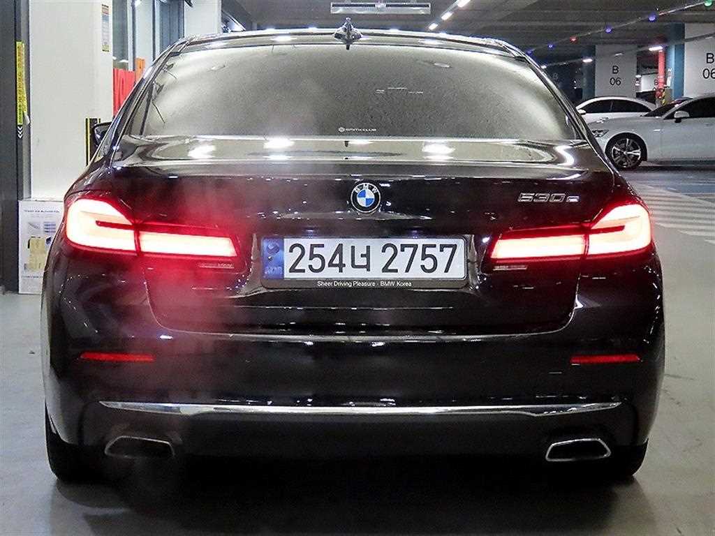 BMW 5 Series - Vista 5