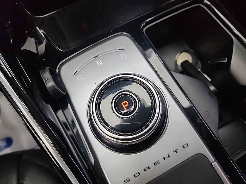 KIA Sorento - Vista 8