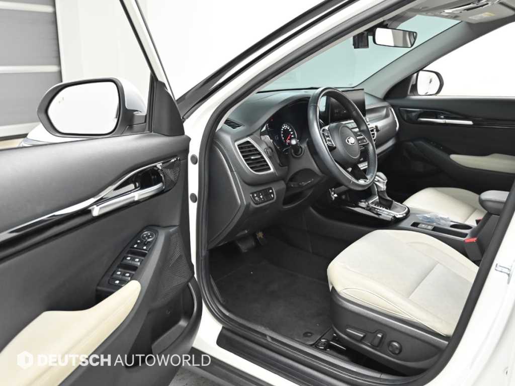 KIA Seltos - Vista 11