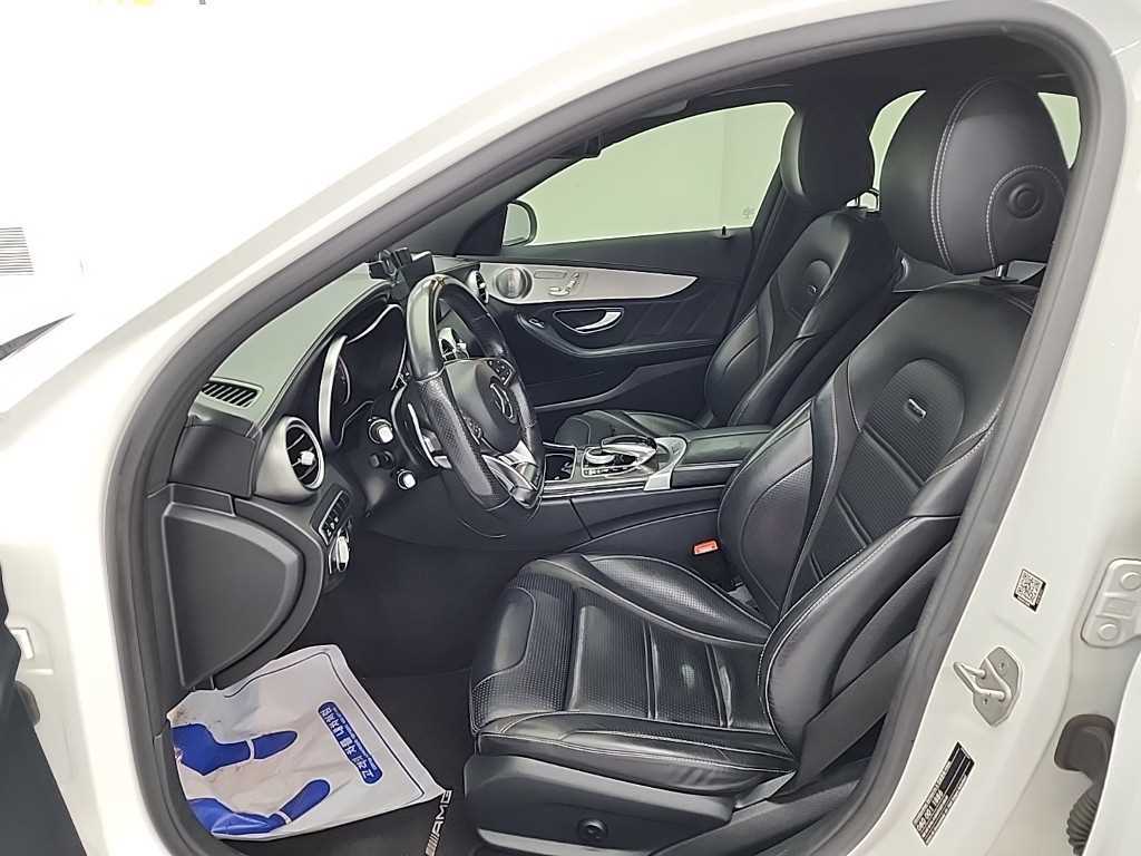 Mercedes Benz C Class - Vista 11