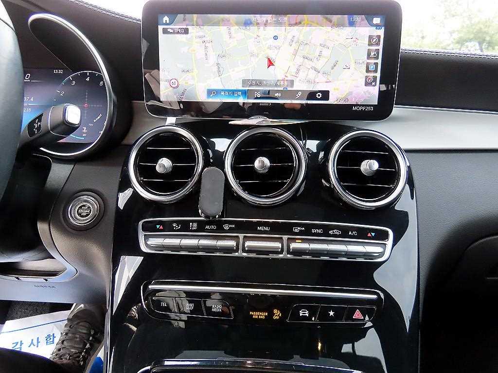 Mercedes Benz GLC Class 2021 Azul - Importación desde Corea - HF Imports Iquique - Foto 13