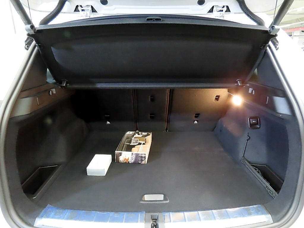 BMW X1 2021 Blanco - Importación desde Corea - HF Imports Iquique - Foto 17