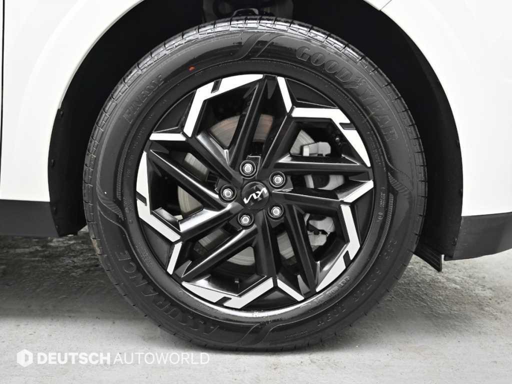 KIA Carnival - Vista 5