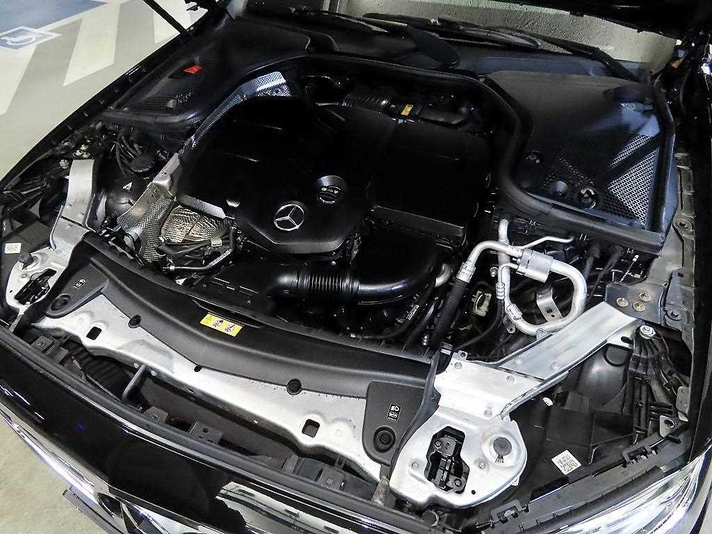 Mercedes Benz E class 2019 Negro - Importación desde Corea - HF Imports Iquique - Foto 19