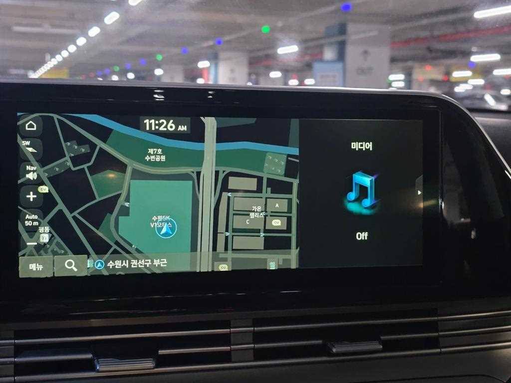 HYUNDAI Grandeur - Vista 12