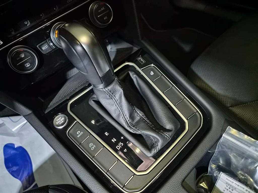 Volkswagen Arteon - Vista 11