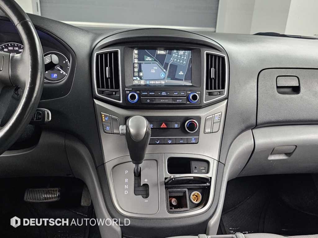 HYUNDAI Starex 2019 Blanco - Importación desde Corea - HF Imports Iquique - Foto 14