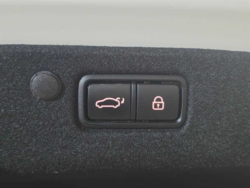 HYUNDAI Grandeur 2021 Blanco - Importación desde Corea - HF Imports Iquique - Foto 18