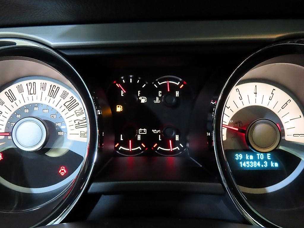 Ford Mustang - Vista 9