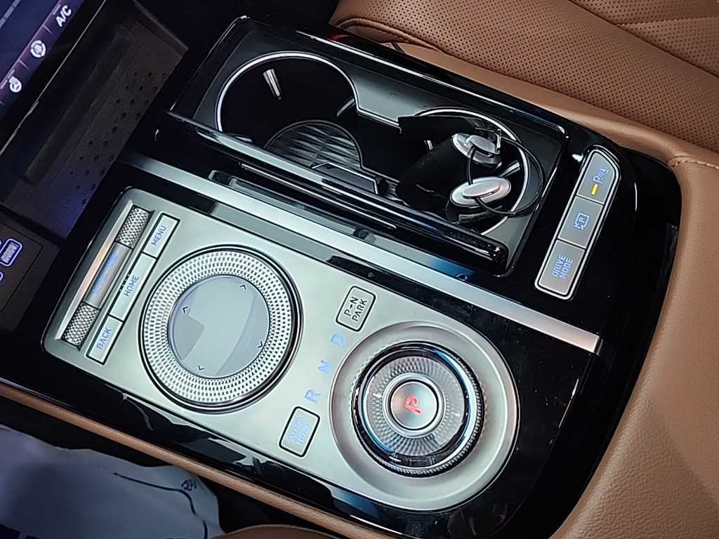 Genesis G80 - Vista 8