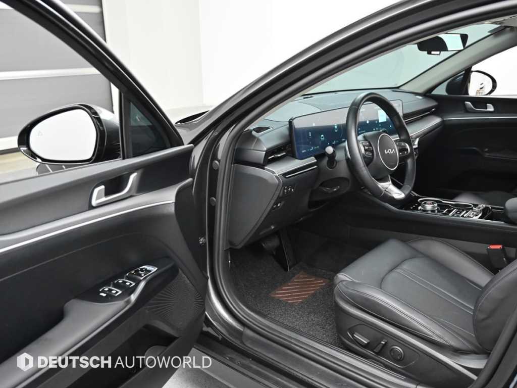 KIA K5 - Vista 11