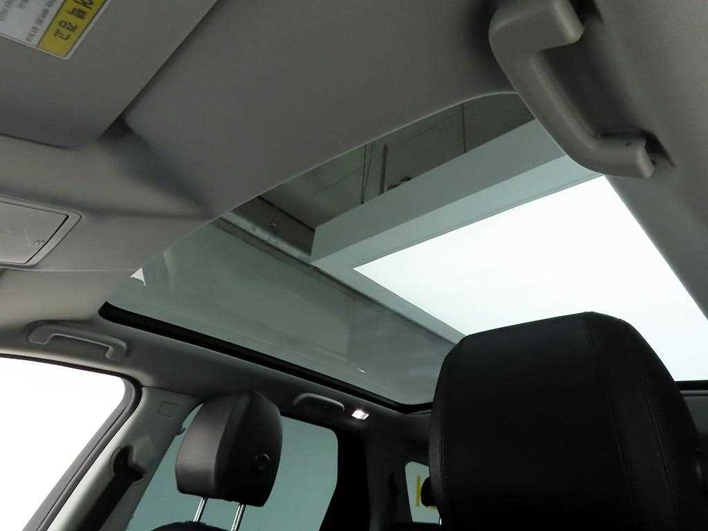 Land Rover Discovery Sports 2018 Blanco - Importación desde Corea - HF Imports Iquique - Foto 14