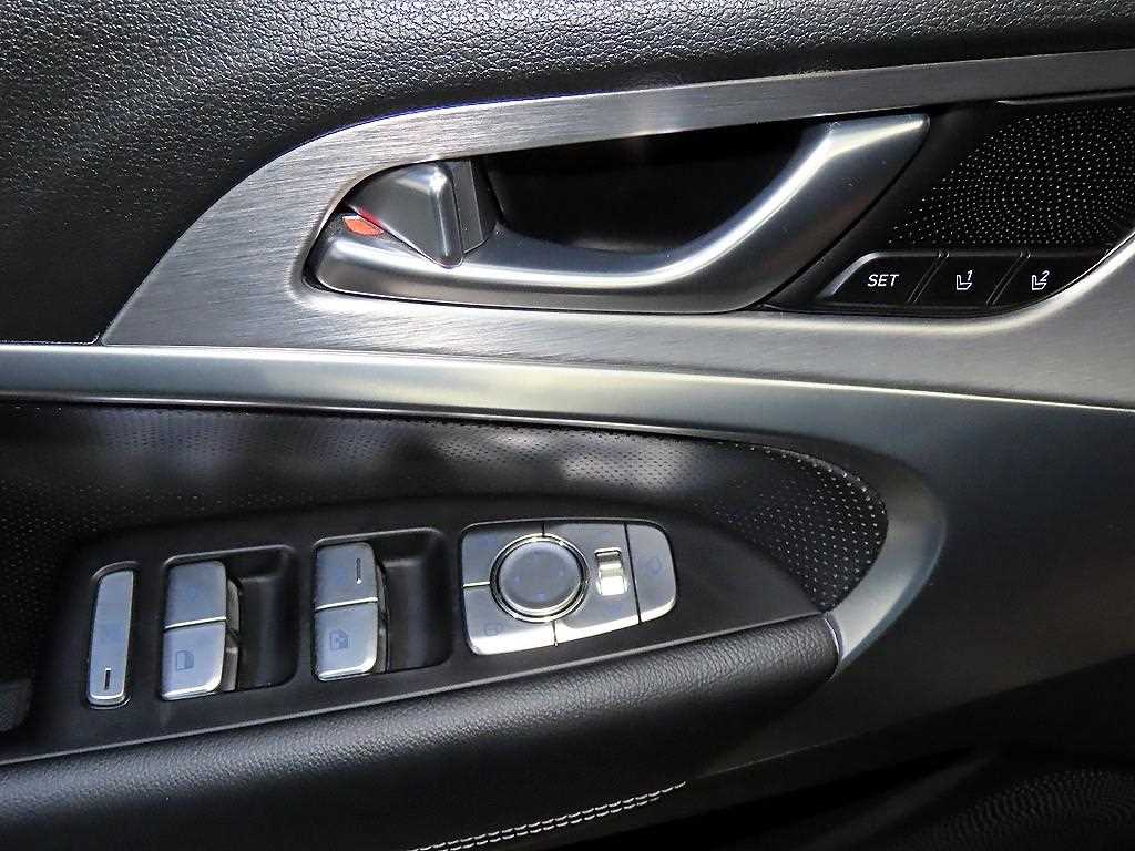 Genesis G70 2019 Negro - Importación desde Corea - HF Imports Iquique - Foto 13