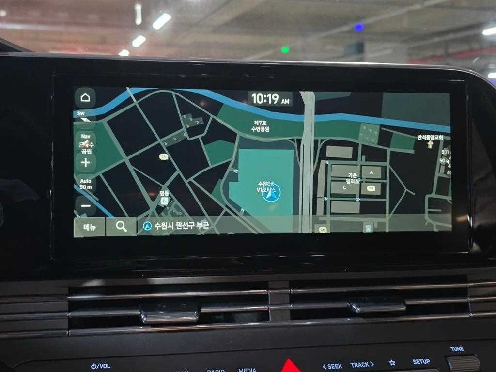 HYUNDAI Grandeur - Vista 10