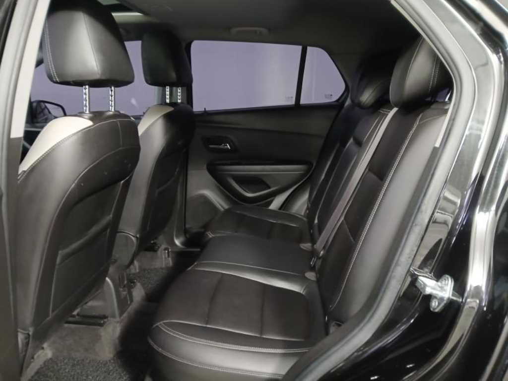 Chevrolet Trax - Vista 7