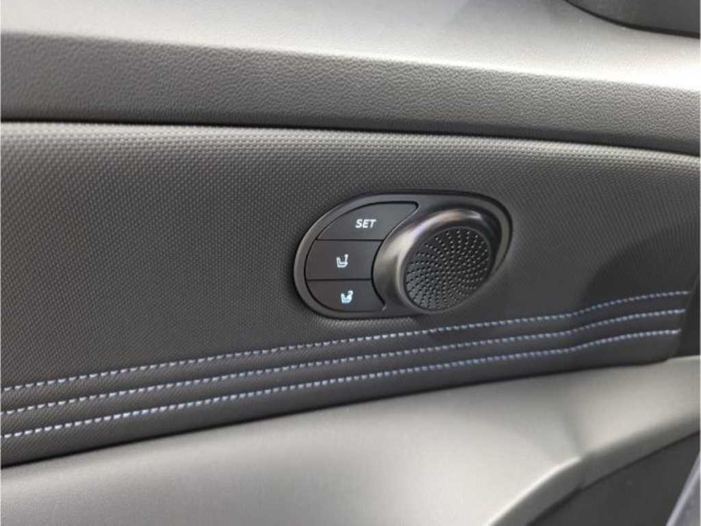 HYUNDAI Avante - Vista 8