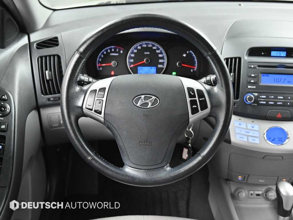 HYUNDAI Avante 2009 Gris - Importación desde Corea - HF Imports Iquique - Foto 13