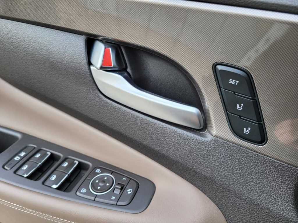 HYUNDAI Santa Fe - Vista 11