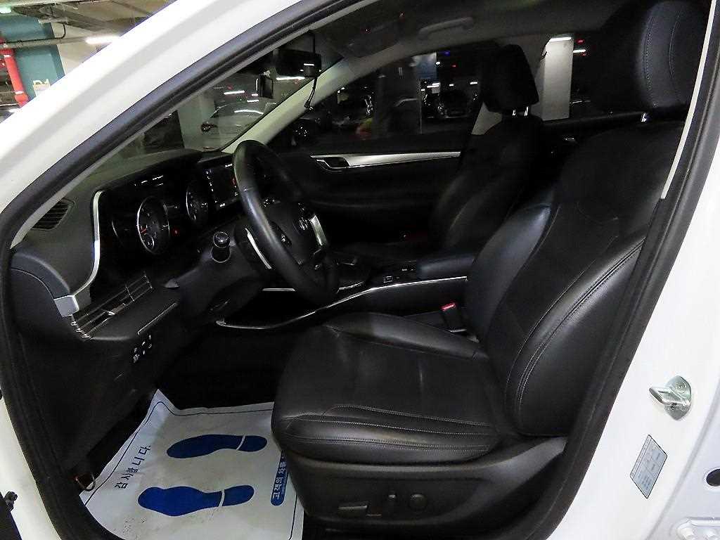 HYUNDAI Grandeur - Vista 6