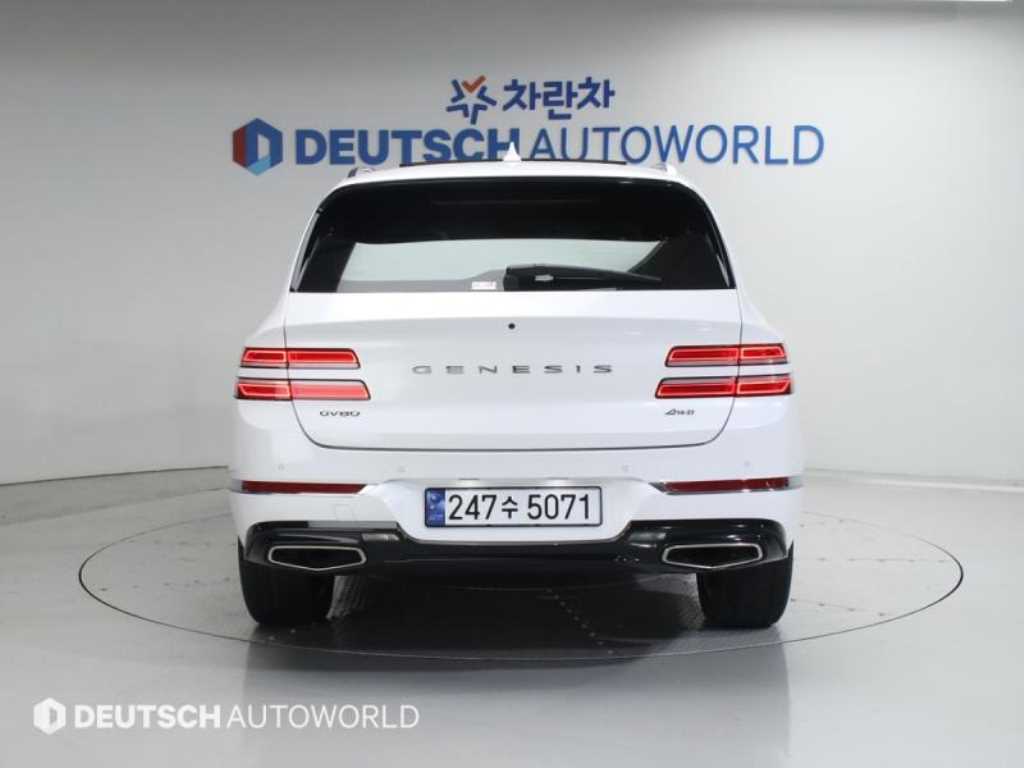 Genesis GV80 - Vista 5