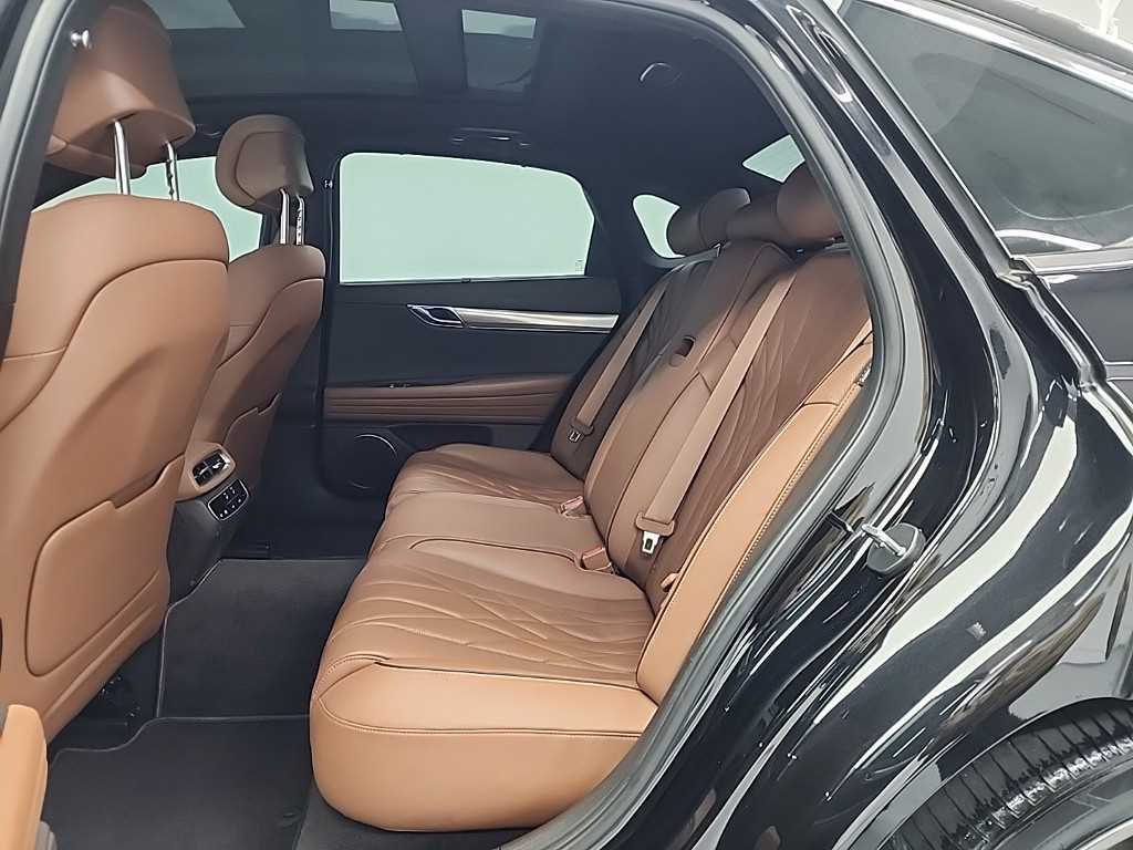 Genesis G80 - Vista 12