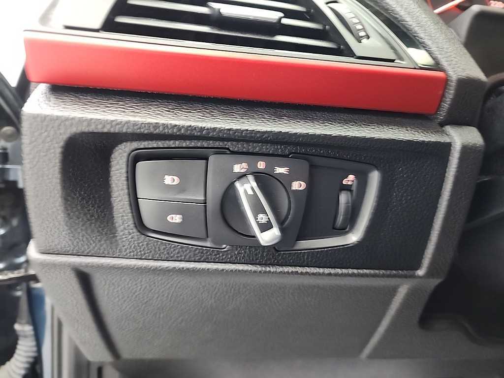 BMW 1 series 2016 Azul - Importación desde Corea - HF Imports Iquique - Foto 18