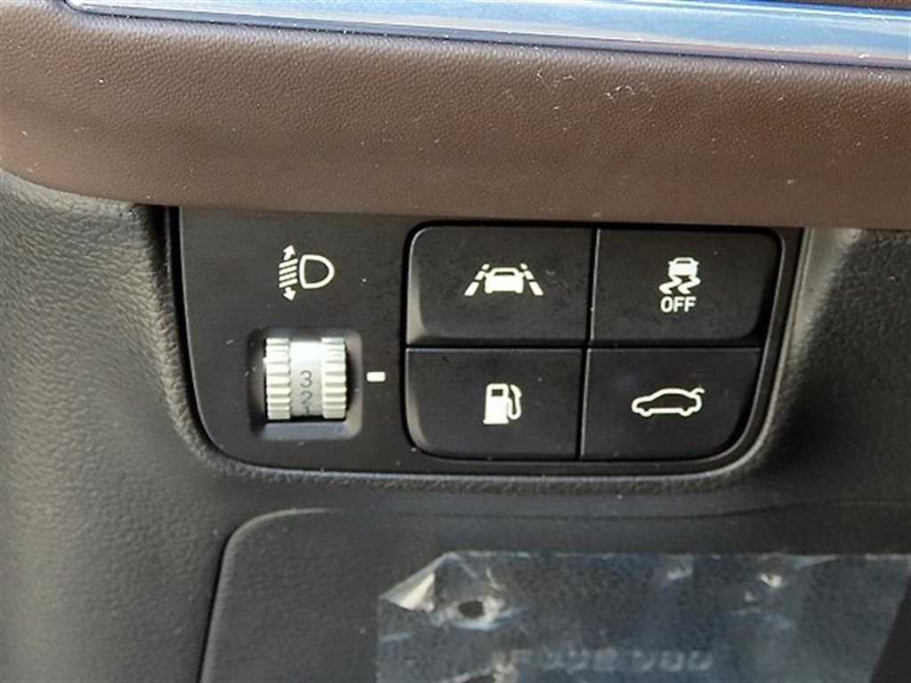 HYUNDAI Grandeur - Vista 12