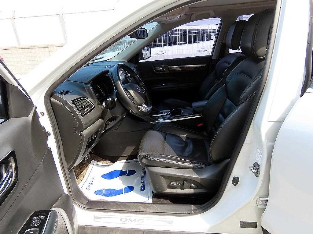 SAMSUNG QM6 - Vista 5