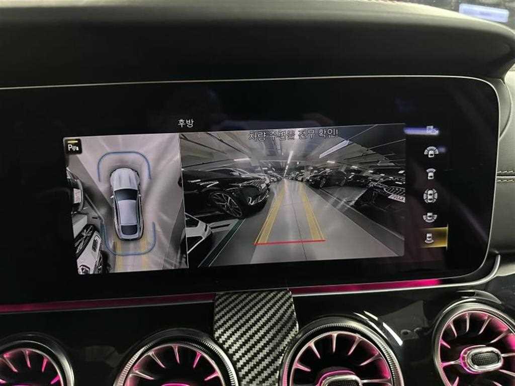 Mercedes Benz AMG GT - Vista 11