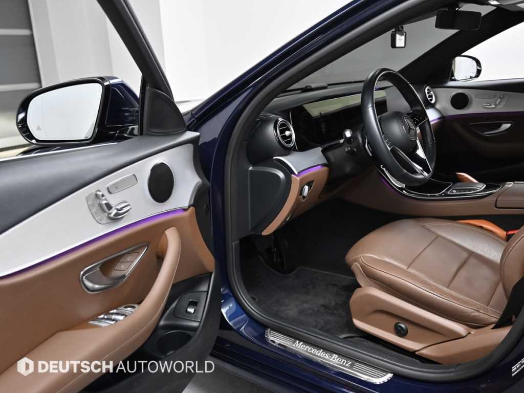 Mercedes Benz E class - Vista 11