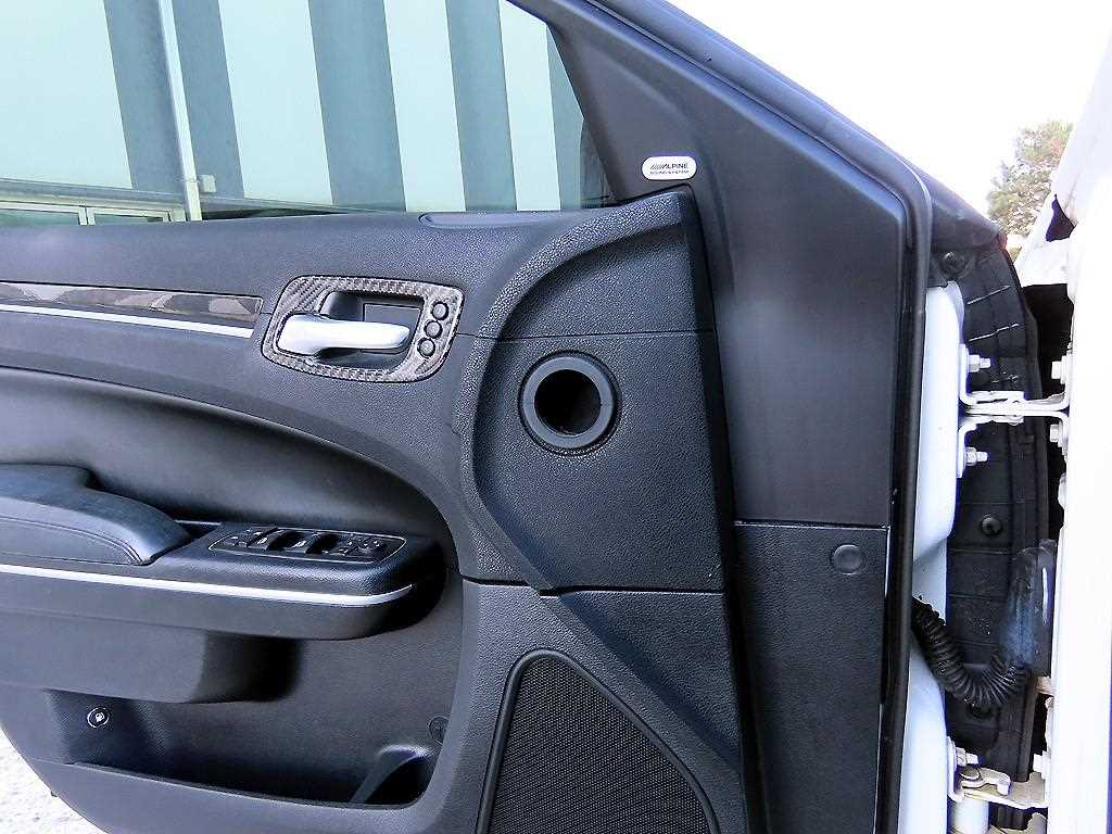 Chrysler 300C - Vista 11