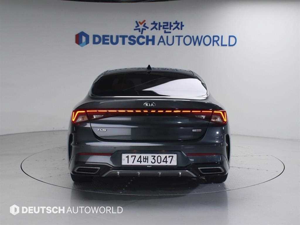 KIA K5 - Vista 4