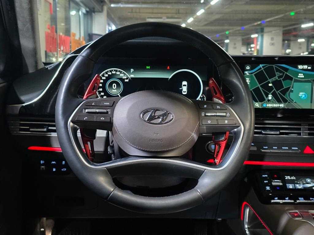 HYUNDAI Grandeur - Vista 8