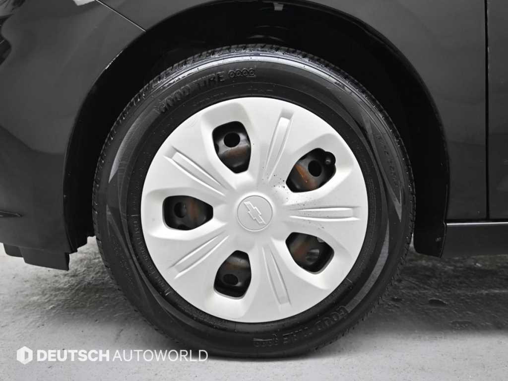 Chevrolet Spark - Vista 5