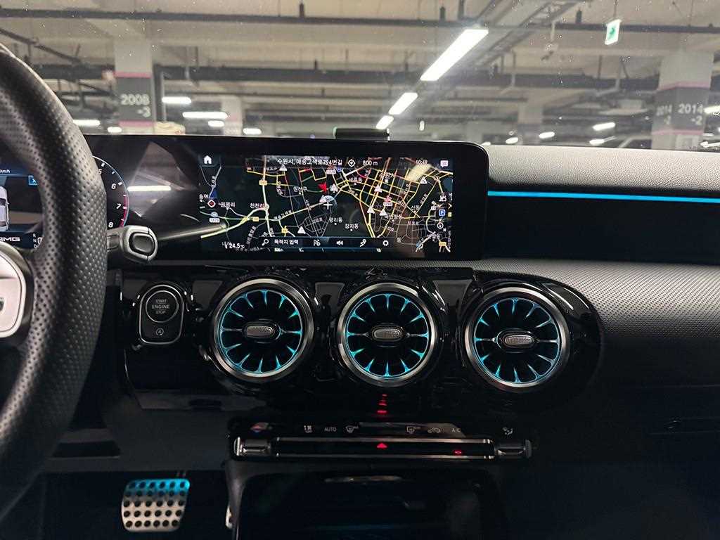 Mercedes Benz A Class - Vista 10