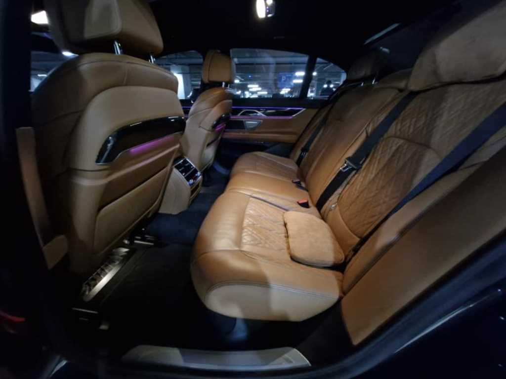 BMW 7 Series - Vista 7