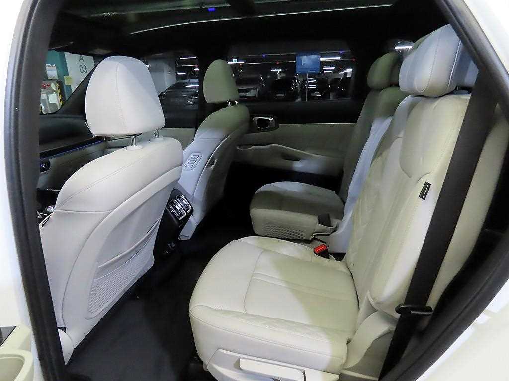 KIA Sorento - Vista 7