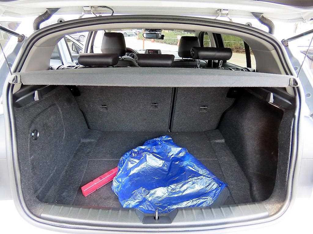 BMW 1 series 2018 Gris - Importación desde Corea - HF Imports Iquique - Foto 16