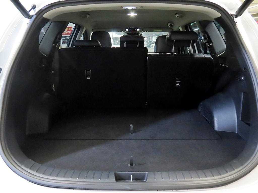 HYUNDAI Santa Fe 2023 Blanco - Importación desde Corea - HF Imports Iquique - Foto 17