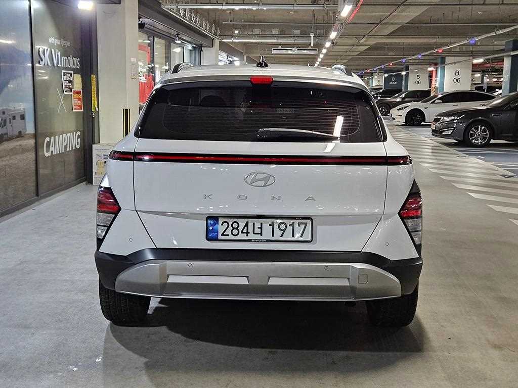 HYUNDAI Kona - Vista 5