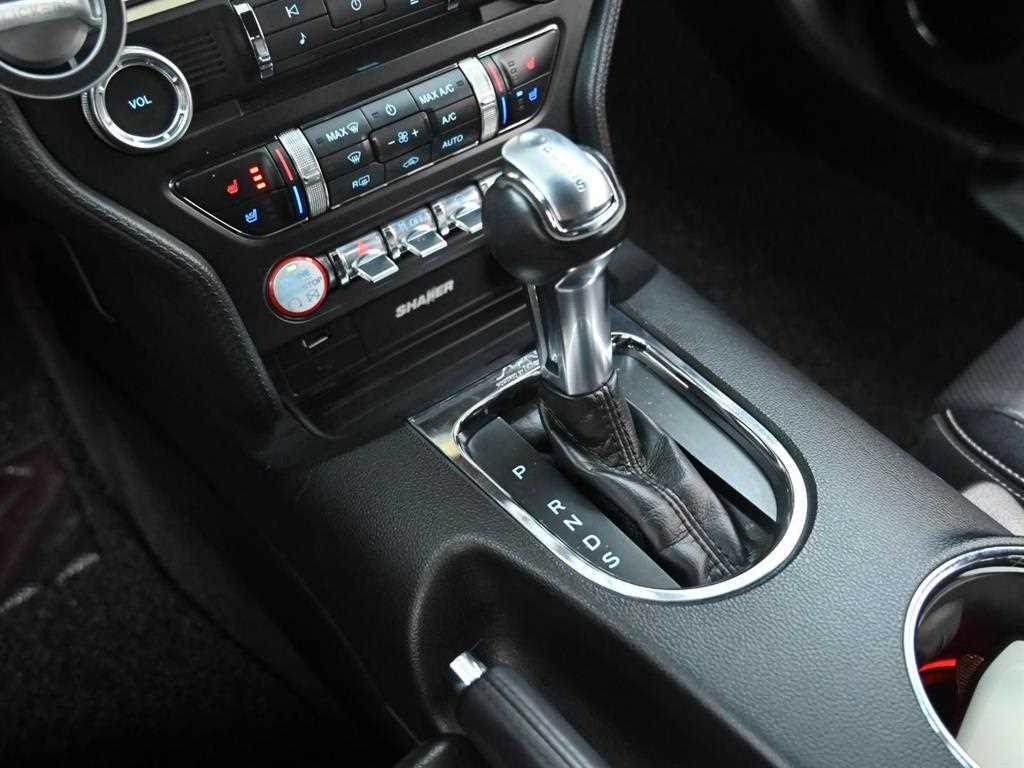 Ford Mustang - Vista 9