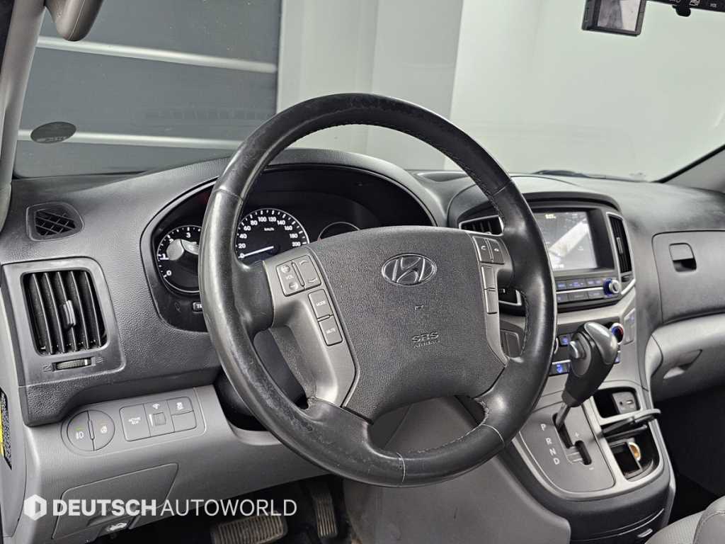 HYUNDAI Starex 2019 Blanco - Importación desde Corea - HF Imports Iquique - Foto 13