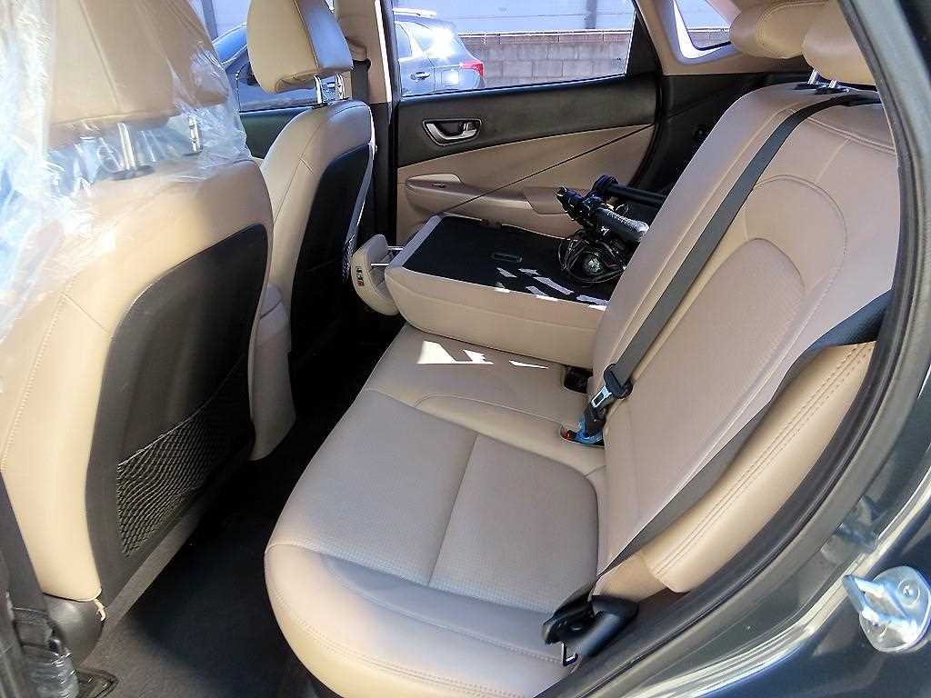 HYUNDAI Kona - Vista 6