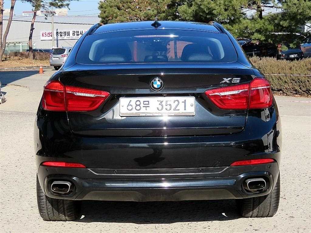 BMW X6 - Vista 4