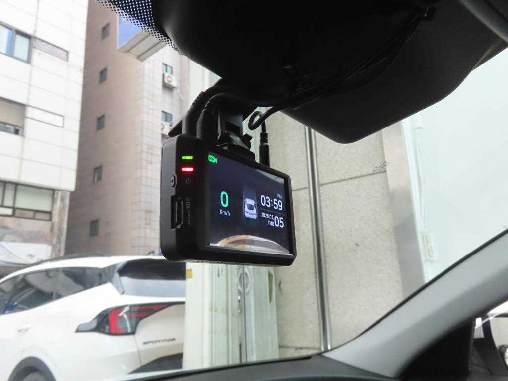 HYUNDAI Avante - Vista 11