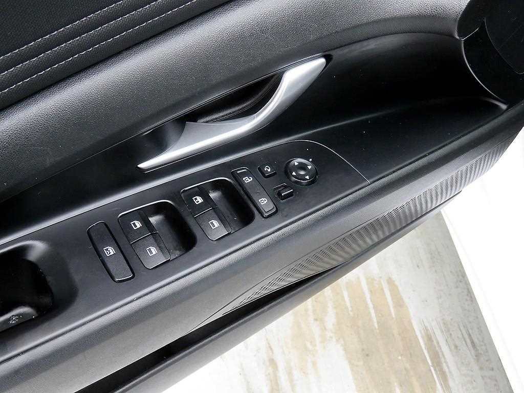 HYUNDAI Avante - Vista 8