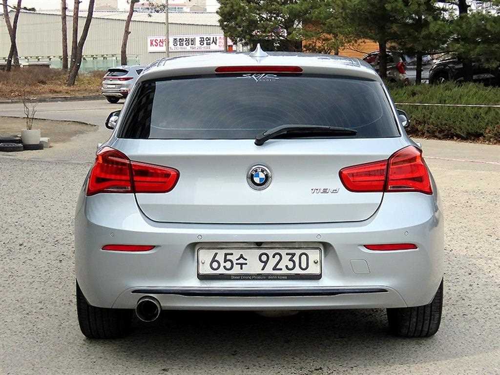 BMW 1 series - Vista 4