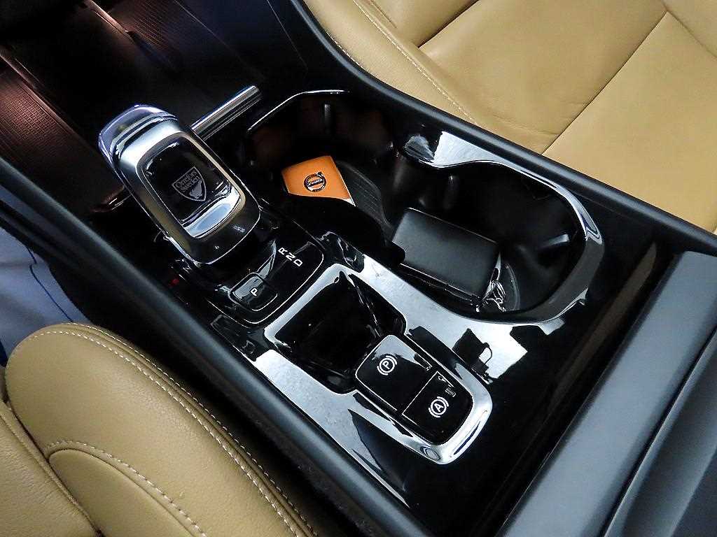 Volvo XC40 - Vista 12