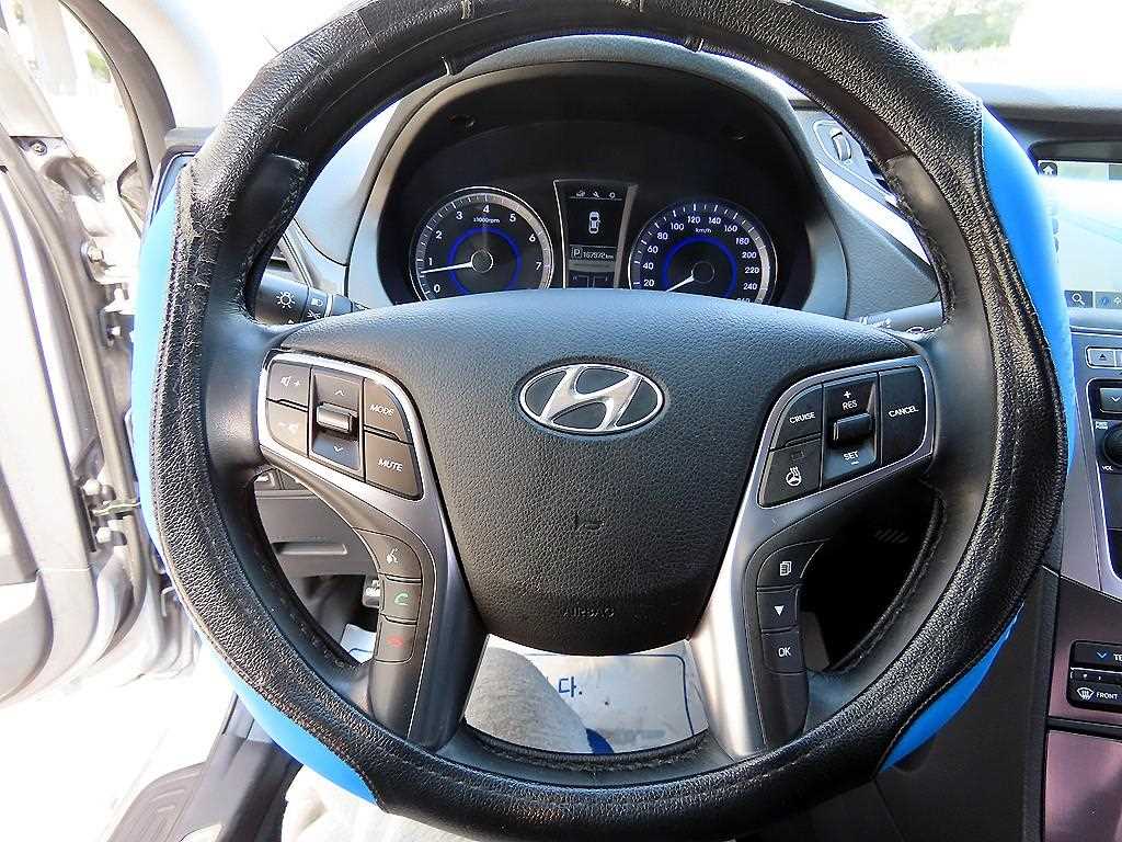 HYUNDAI Grandeur - Vista 8