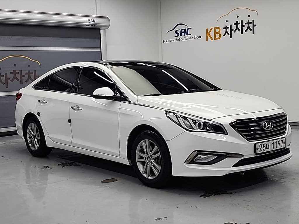 HYUNDAI Sonata - Vista 4